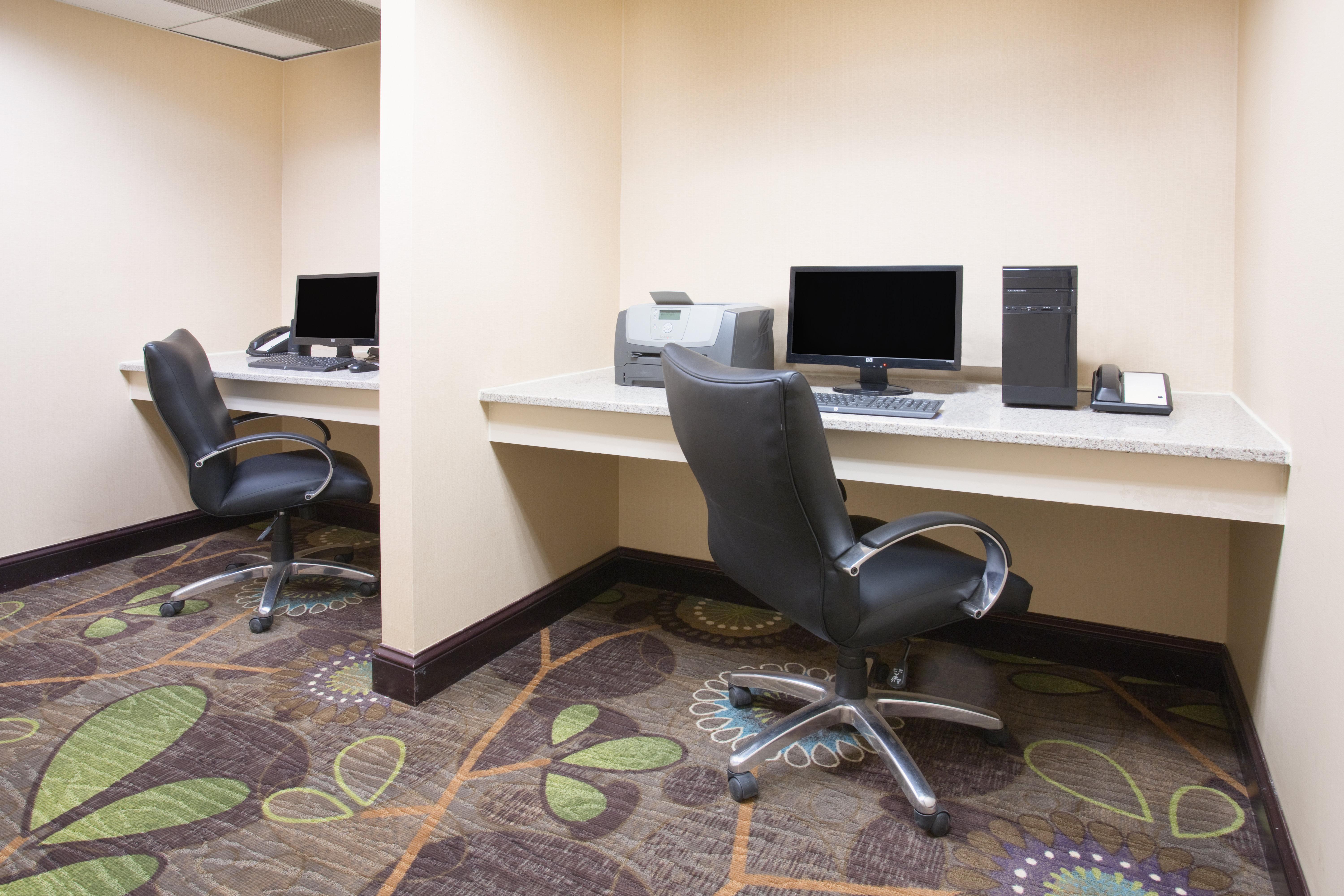 Holiday Inn Express Hotel & Suites Minot South By Ihg Kültér fotó