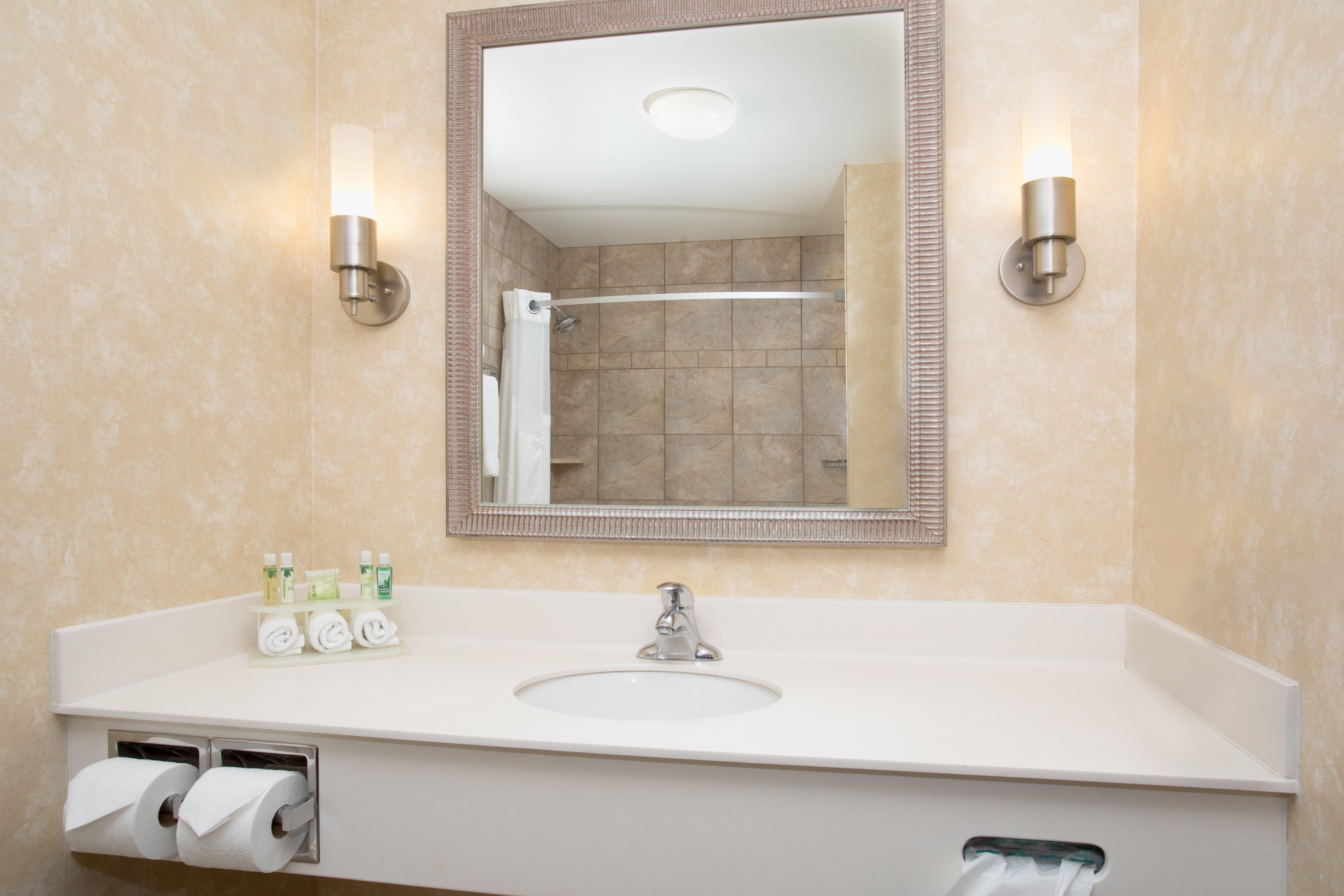 Holiday Inn Express Hotel & Suites Minot South By Ihg Kültér fotó
